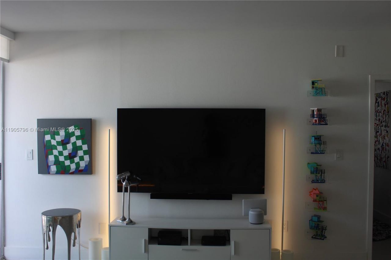 2829 Indian Creek Dr, Unit 608, Miami Beach, FL 33140 Photo