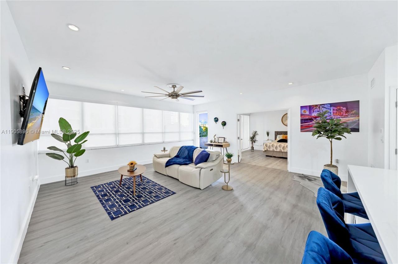 11 Island Ave, Unit 309, Miami Beach, FL 33139 Photo