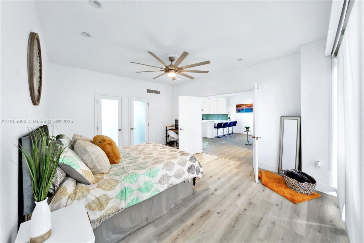 11 Island Ave, Unit 309, Miami Beach, FL 33139 Photo