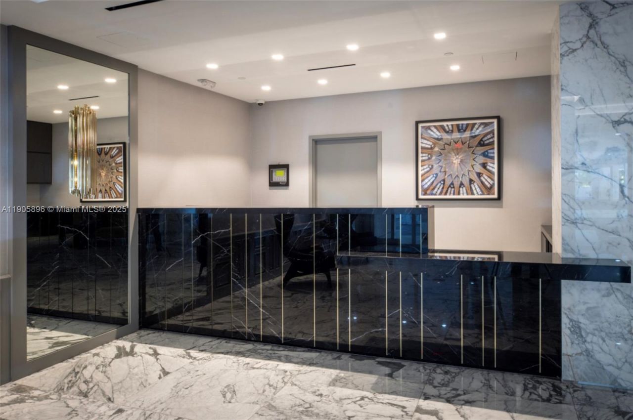 11 Island Ave, Unit 309, Miami Beach, FL 33139 Photo