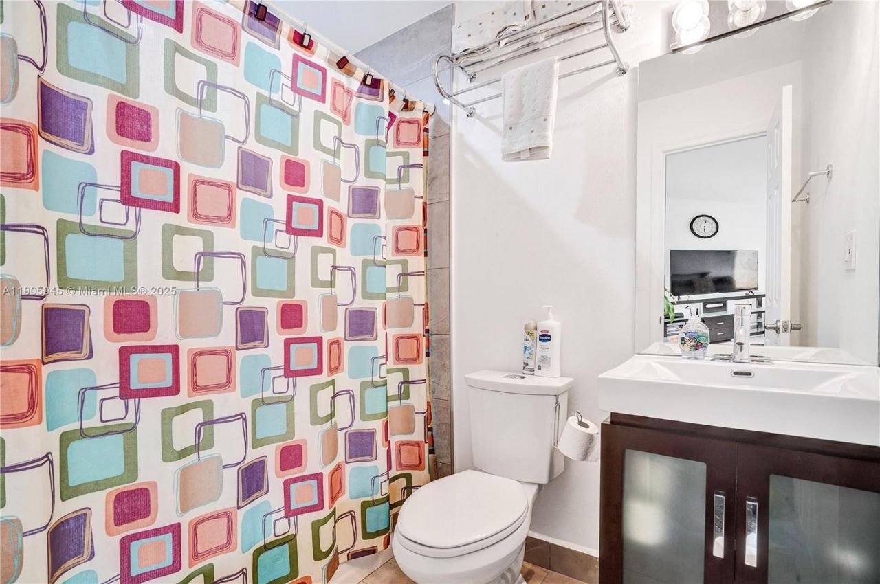 17000 NW 18th Ave, Miami Gardens, FL 33056 Photo