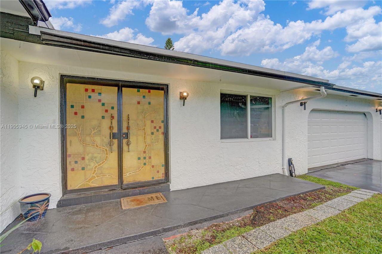 17000 NW 18th Ave, Miami Gardens, FL 33056 Photo