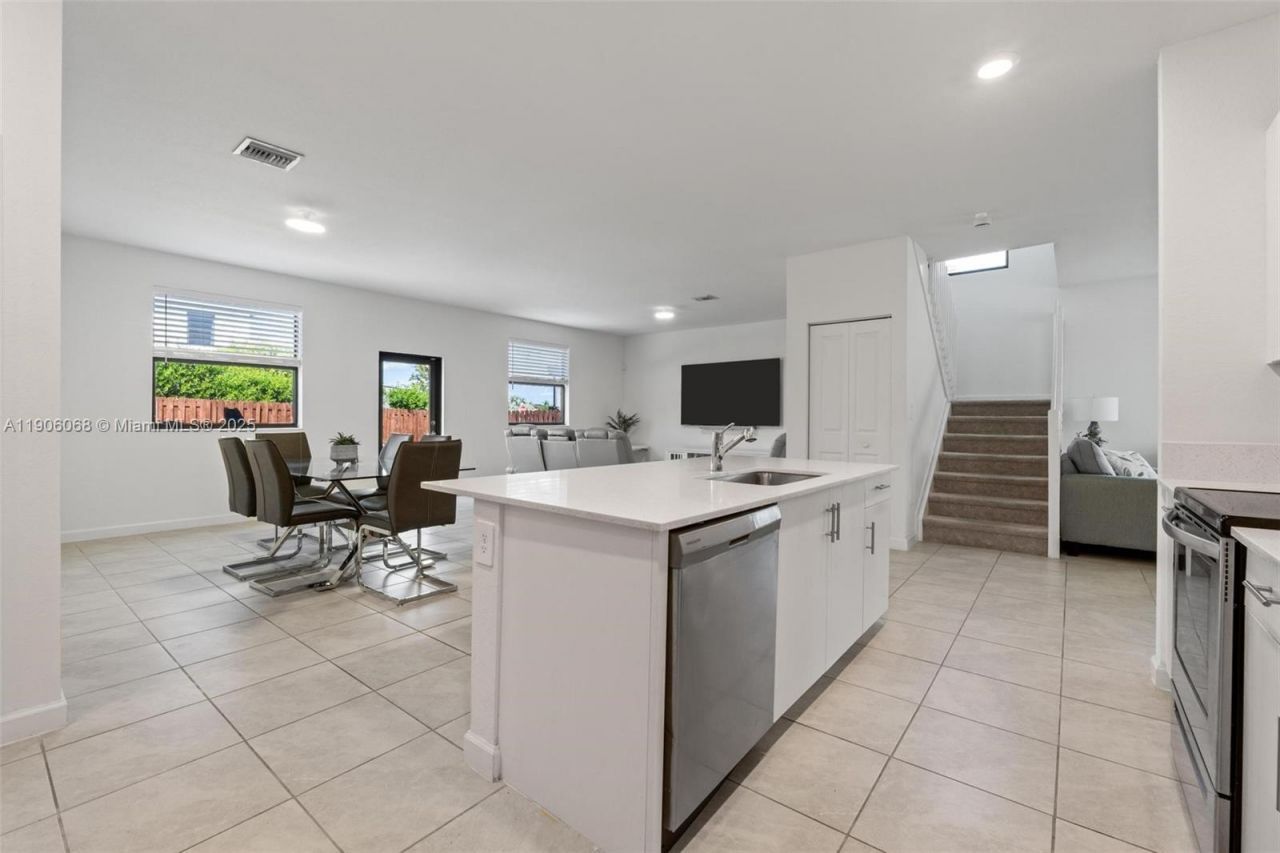11903 SW 241st St, Homestead, FL 33032 Photo