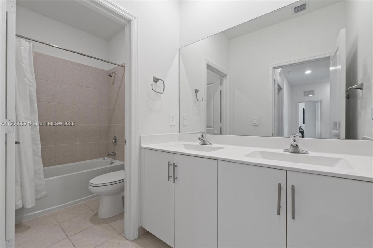 11903 SW 241st St, Homestead, FL 33032 Photo