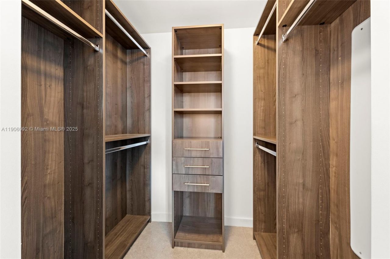 1100 S Miami Ave, Unit 2910, Miami, FL 33130 Photo