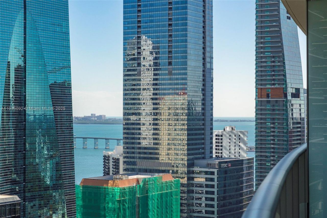 1100 S Miami Ave, Unit 2910, Miami, FL 33130 Photo