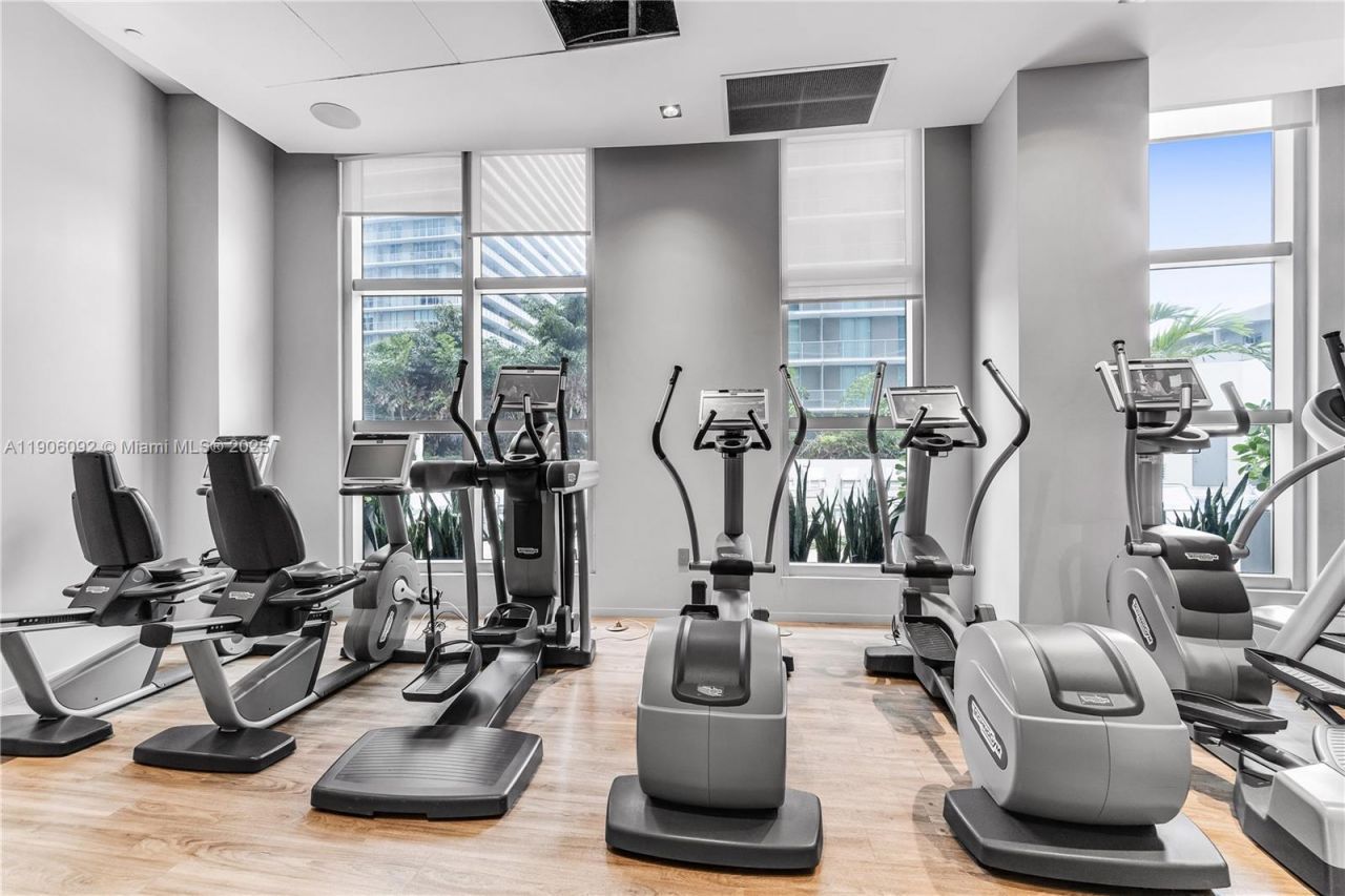 1100 S Miami Ave, Unit 2910, Miami, FL 33130 Photo