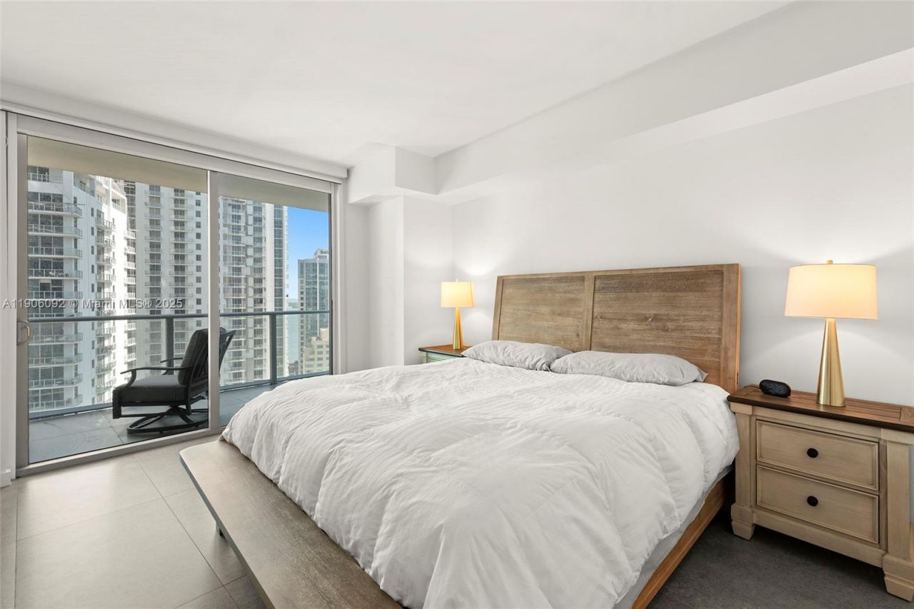 1100 S Miami Ave, Unit 2910, Miami, FL 33130 Photo