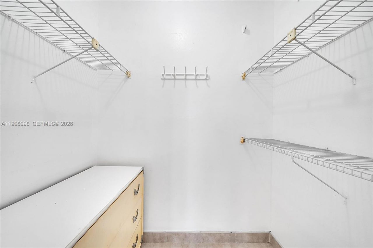 2001 Atlantic Shores Blvd, Unit 220, Hallandale Beach, FL 33009 Photo