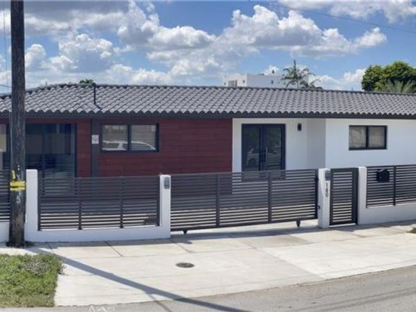 180 NW 59th Ct, Miami, FL 33126