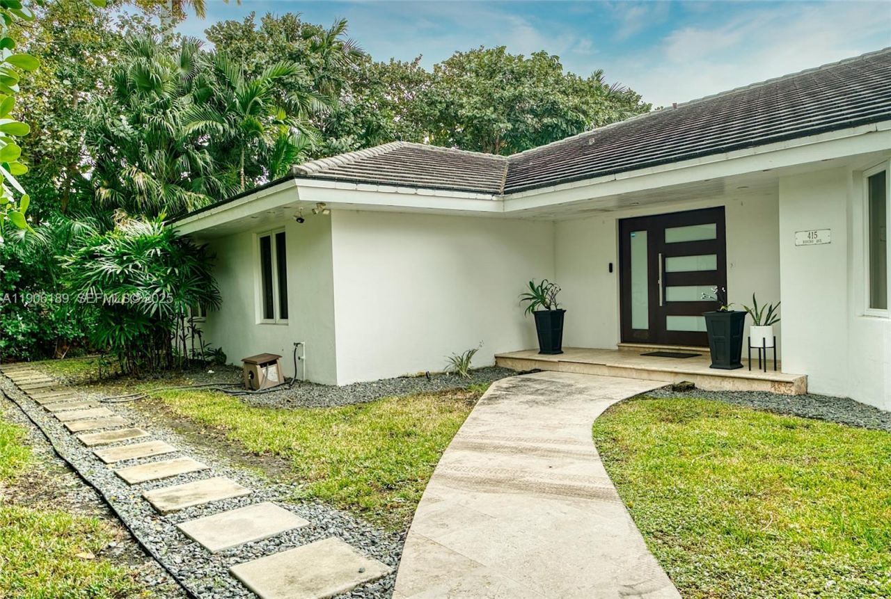 415 Rovino Ave, Coral Gables, FL 33156 Photo