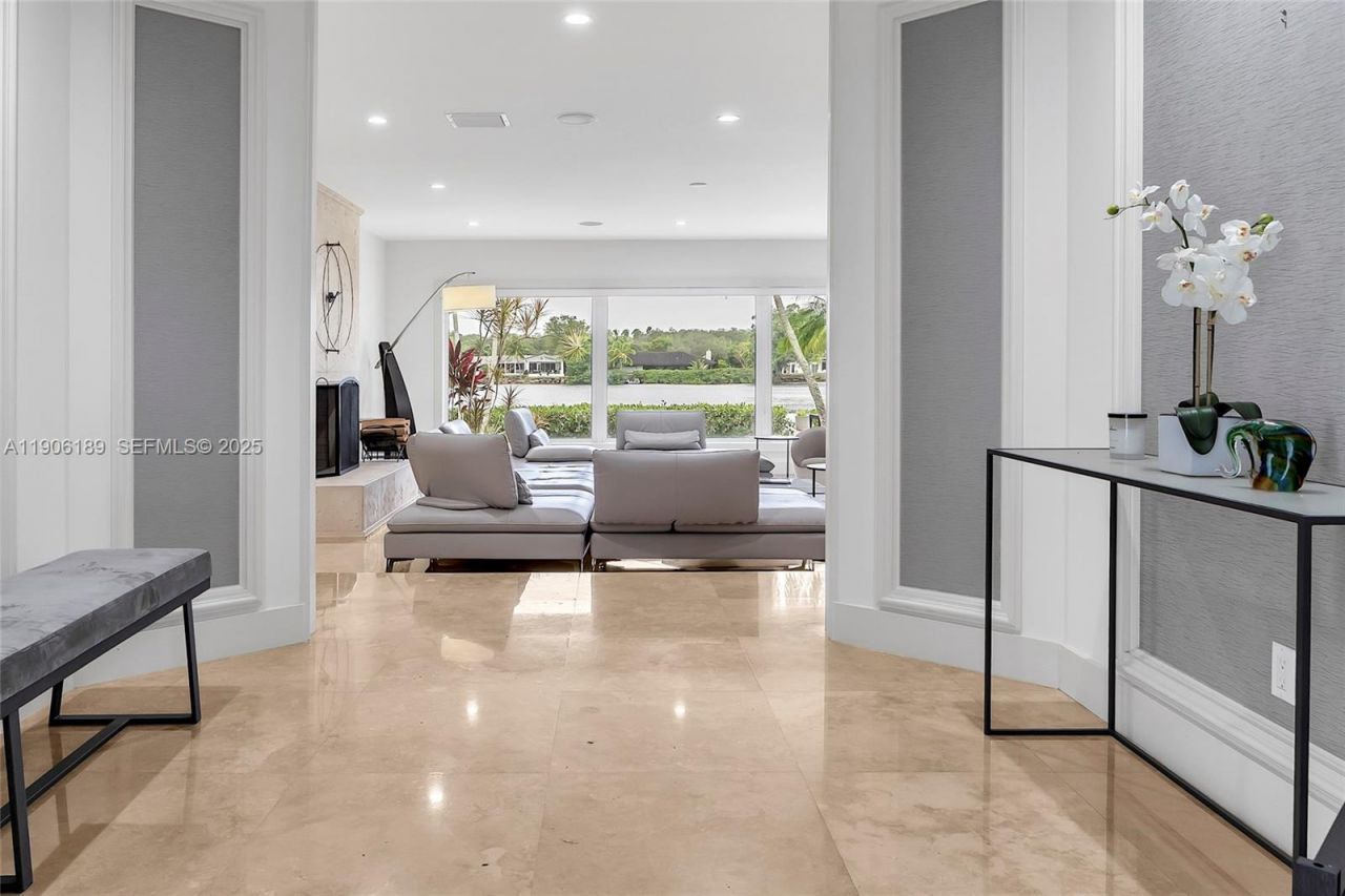 415 Rovino Ave, Coral Gables, FL 33156 Photo