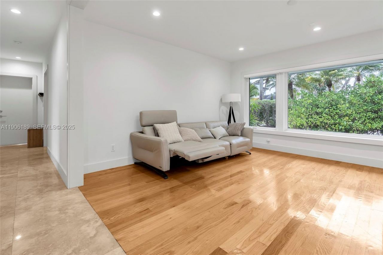 415 Rovino Ave, Coral Gables, FL 33156 Photo