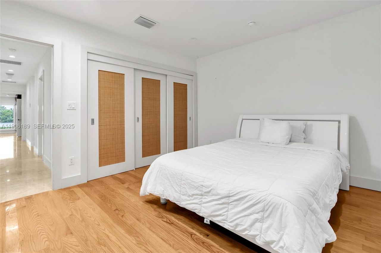 415 Rovino Ave, Coral Gables, FL 33156 Photo