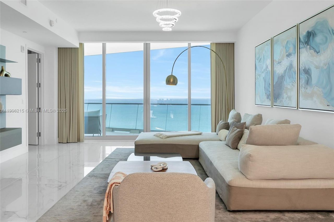 16901 Collins Ave, Unit 3203, Sunny Isles Beach, FL 33160 Photo