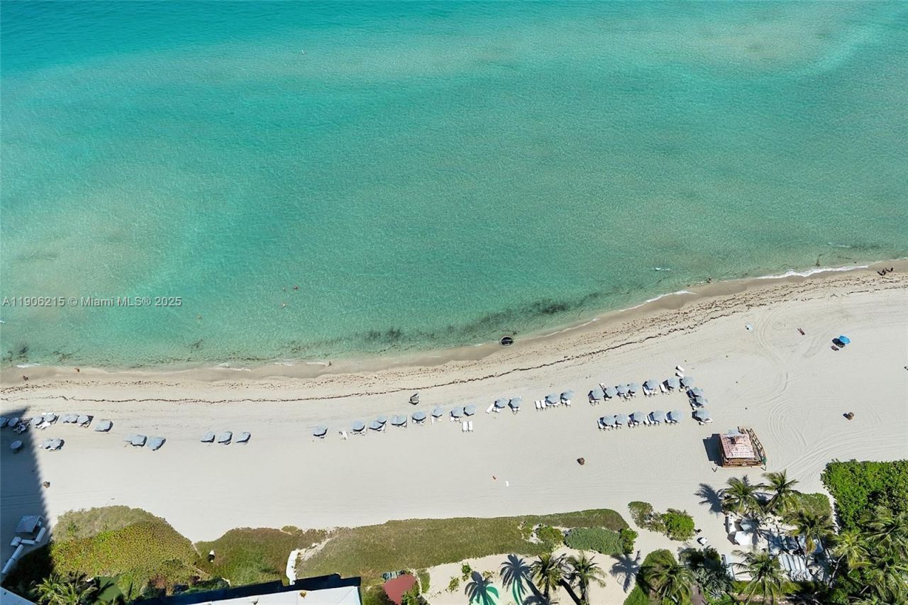 16901 Collins Ave, Unit 3203, Sunny Isles Beach, FL 33160 Photo