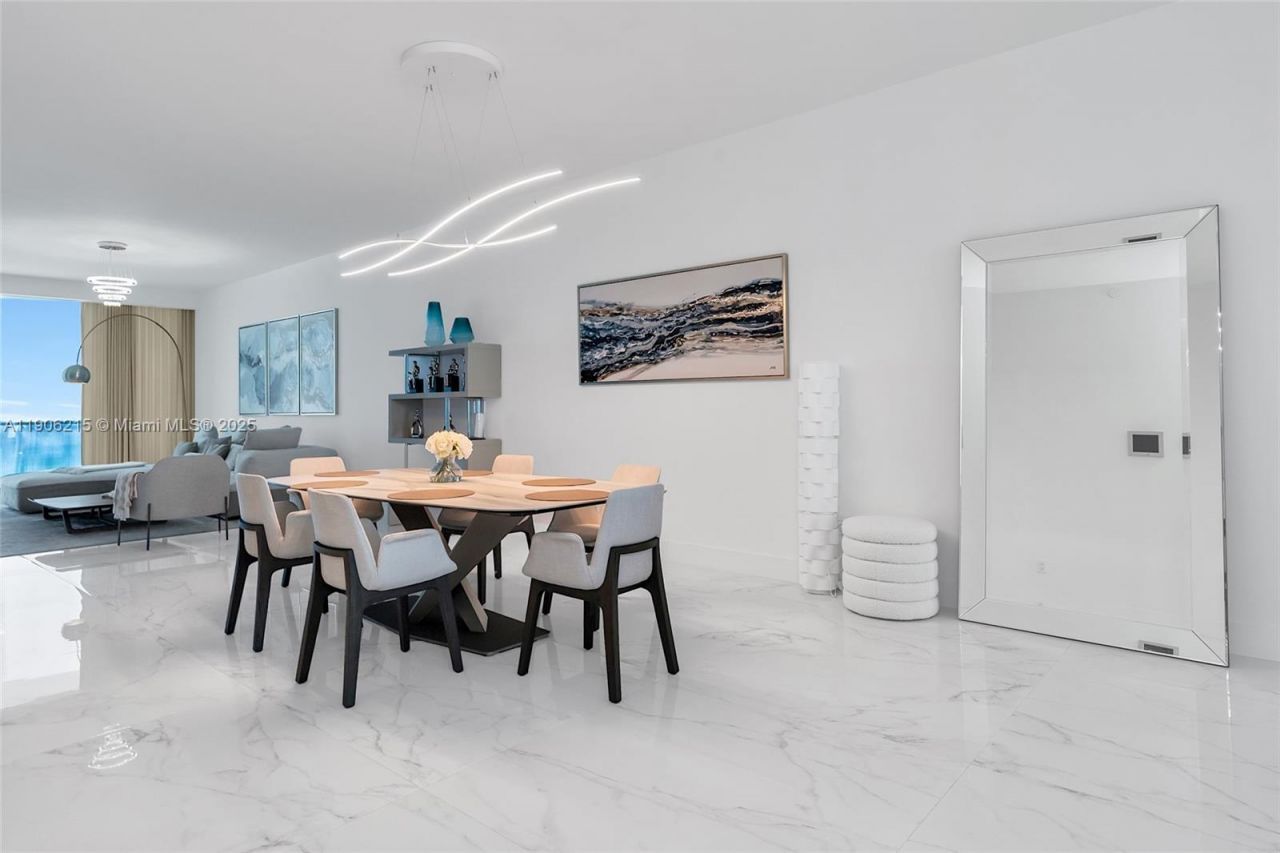 16901 Collins Ave, Unit 3203, Sunny Isles Beach, FL 33160 Photo