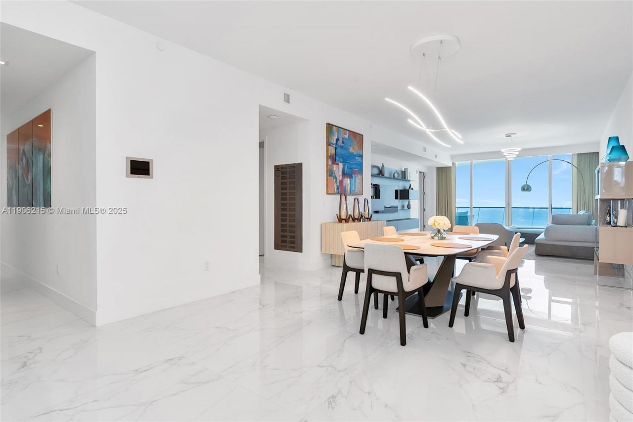 16901 Collins Ave, Unit 3203, Sunny Isles Beach, FL 33160 Photo