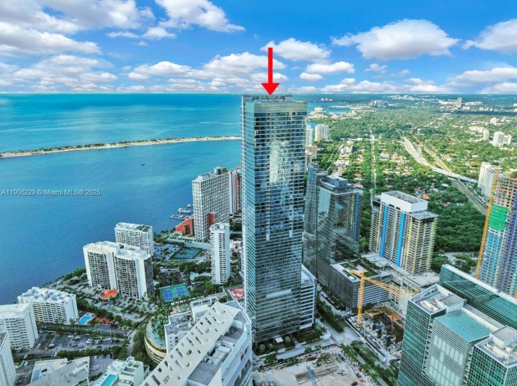 1435 Brickell Ave, Unit 3401, Miami, FL 33131 Photo