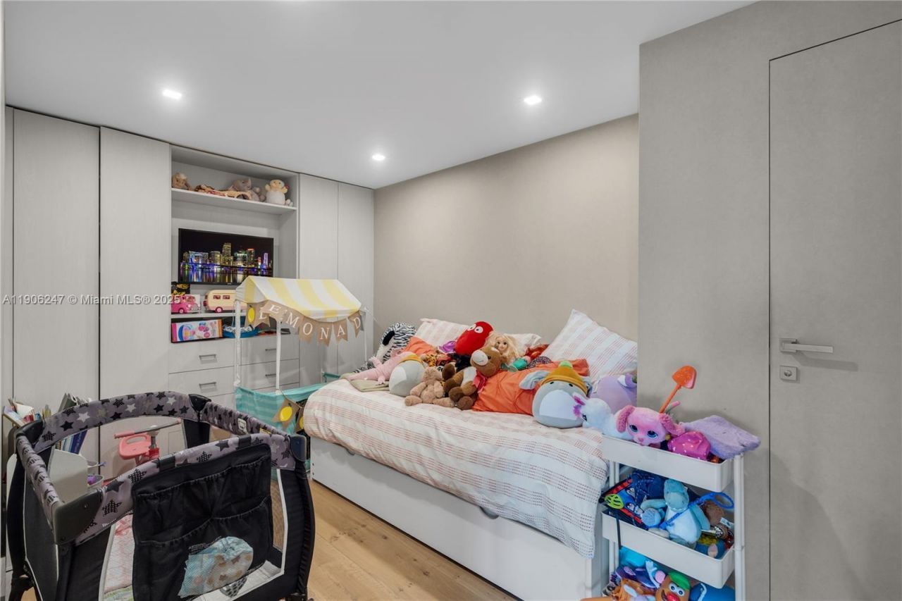 3 Grove Isle Dr, Unit C1710, Miami, FL 33133 Photo