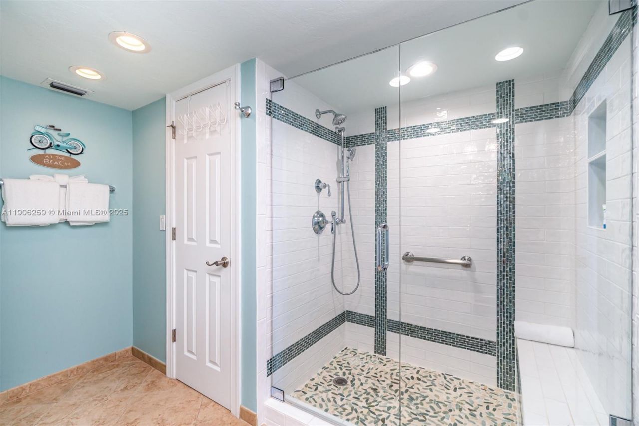 17080 Harbour Pointe Dr, Unit 713, Fort Myers, FL 33908 Photo