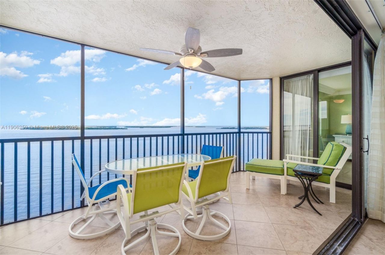 17080 Harbour Pointe Dr, Unit 713, Fort Myers, FL 33908 Photo