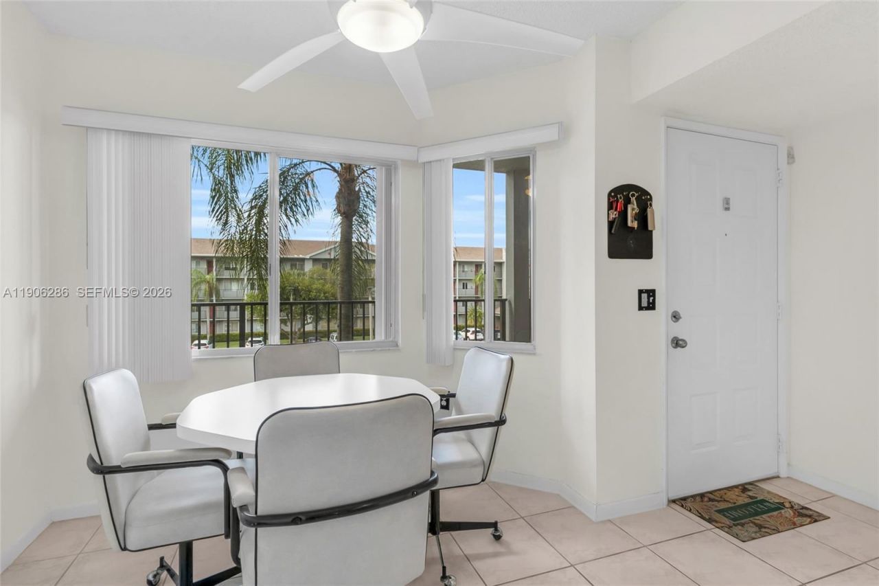 801 SW 138th Ave, Unit 310E, Pembroke Pines, FL 33027 Photo