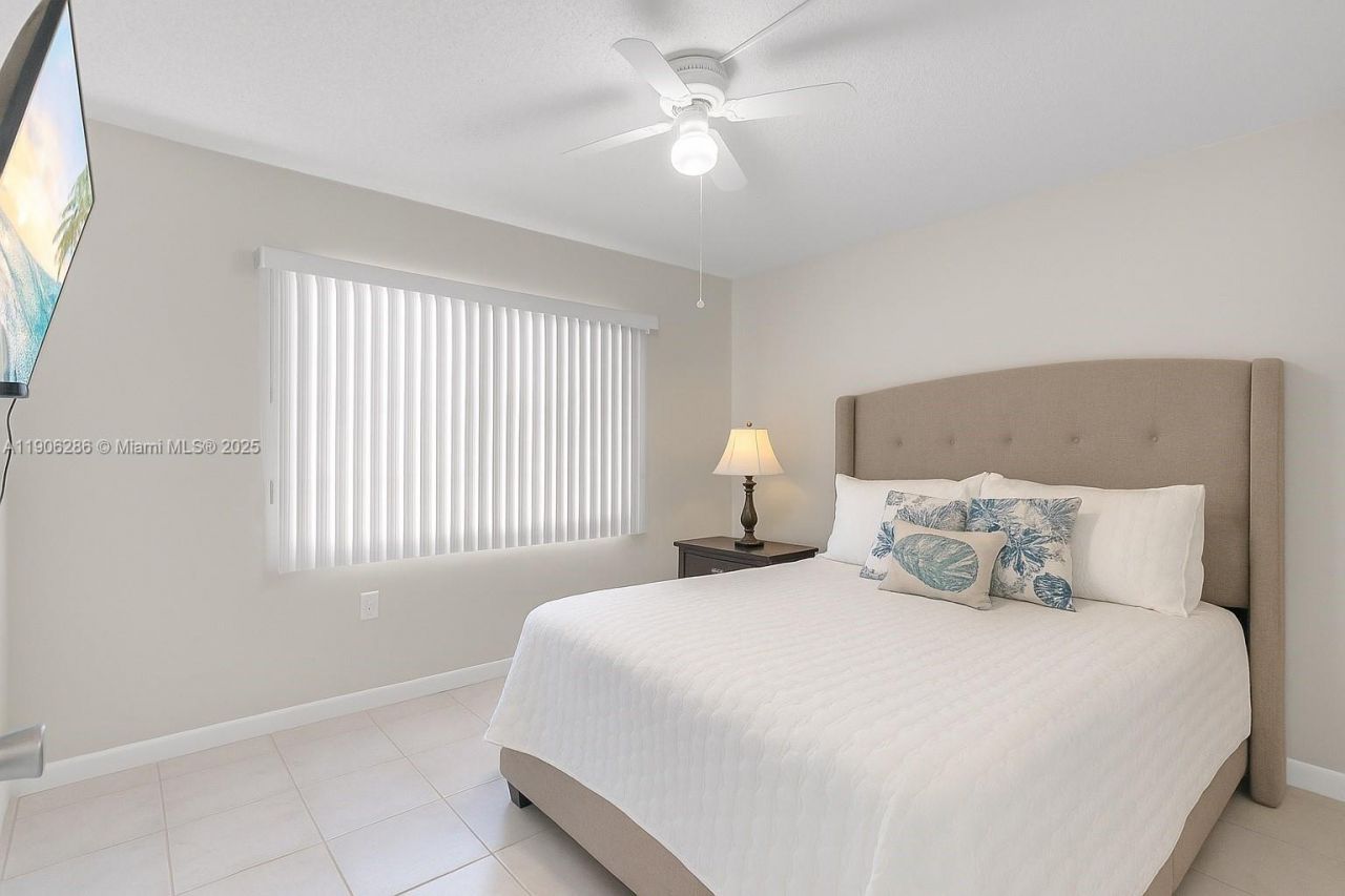 801 SW 138th Ave, Unit 310E, Pembroke Pines, FL 33027 Photo