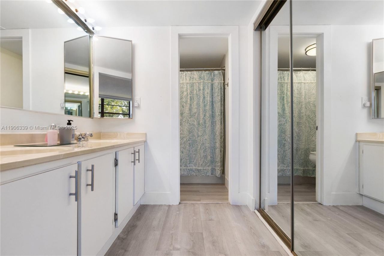 1100 Colony Point Cir, Unit 414, Pembroke Pines, FL 33026 Photo