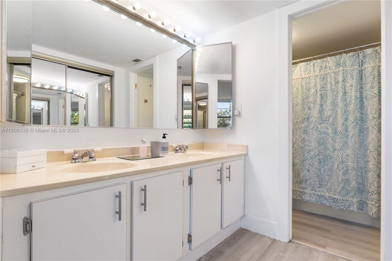 1100 Colony Point Cir, Unit 414, Pembroke Pines, FL 33026 Photo