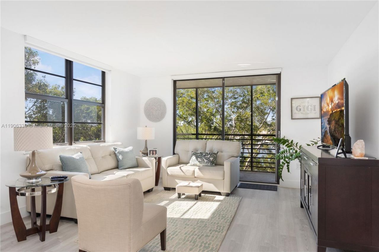 1100 Colony Point Cir, Unit 414, Pembroke Pines, FL 33026 Photo