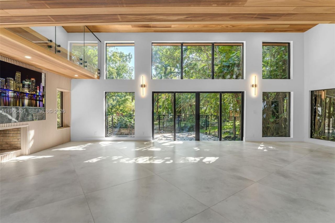 6525 SW 133rd Dr, Pinecrest, FL 33156 Photo