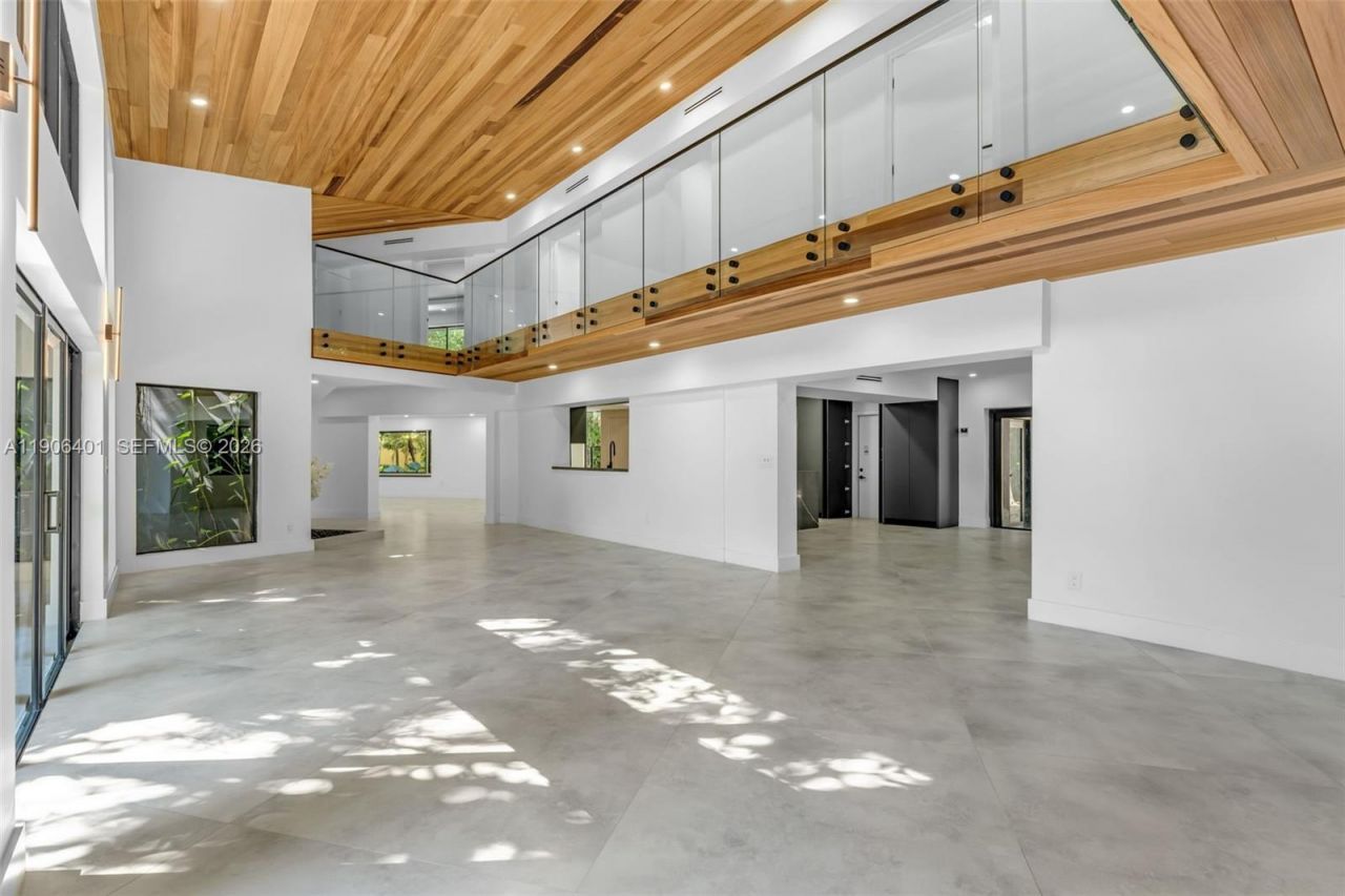 6525 SW 133rd Dr, Pinecrest, FL 33156 Photo