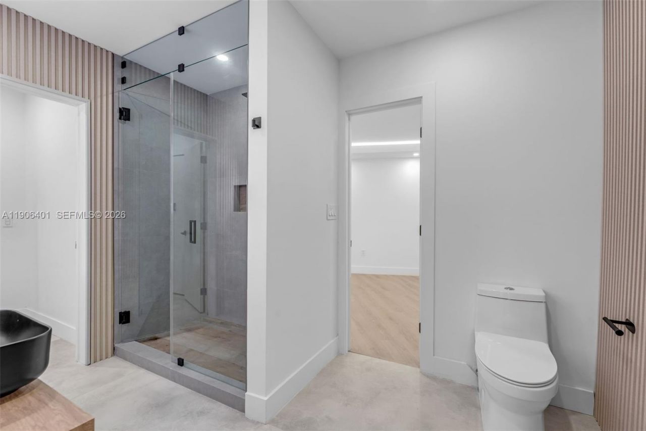 6525 SW 133rd Dr, Pinecrest, FL 33156 Photo