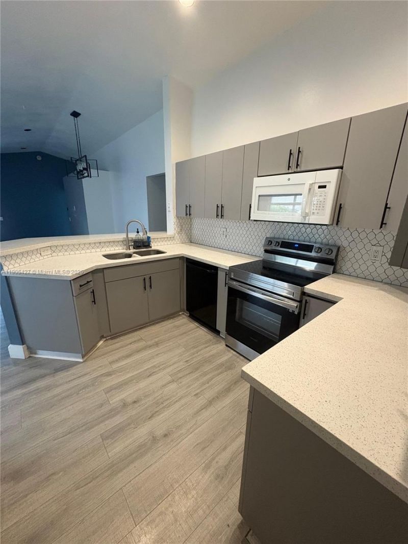 1499 Presidio Dr, Weston, FL 33327 Photo