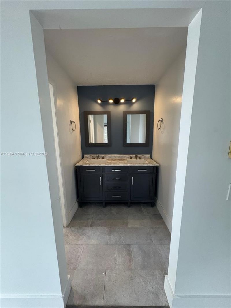 1499 Presidio Dr, Weston, FL 33327 Photo