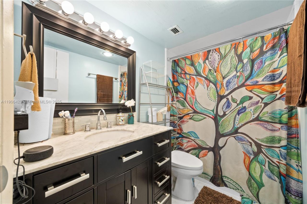 1470 NE 125th Ter, Unit PH9, North Miami, FL 33161 Photo