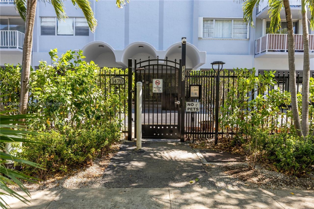 1470 NE 125th Ter, Unit PH9, North Miami, FL 33161 Photo