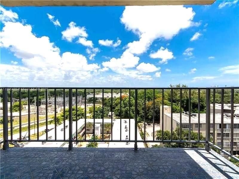 1470 NE 125th Ter, Unit PH9, North Miami, FL 33161 Photo