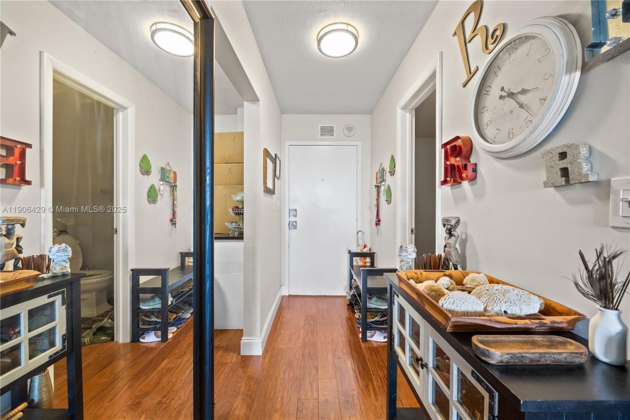 1470 NE 125th Ter, Unit PH9, North Miami, FL 33161 Photo