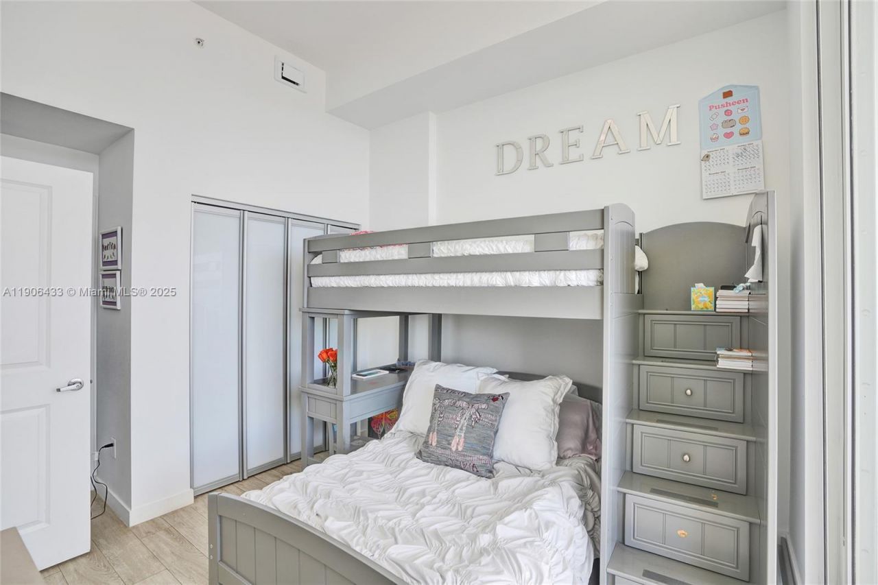 400 Sunny Isles Blvd, Unit 116, Sunny Isles Beach, FL 33160 Photo