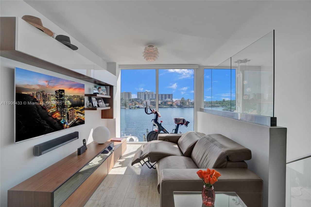 400 Sunny Isles Blvd, Unit 116, Sunny Isles Beach, FL 33160 Photo