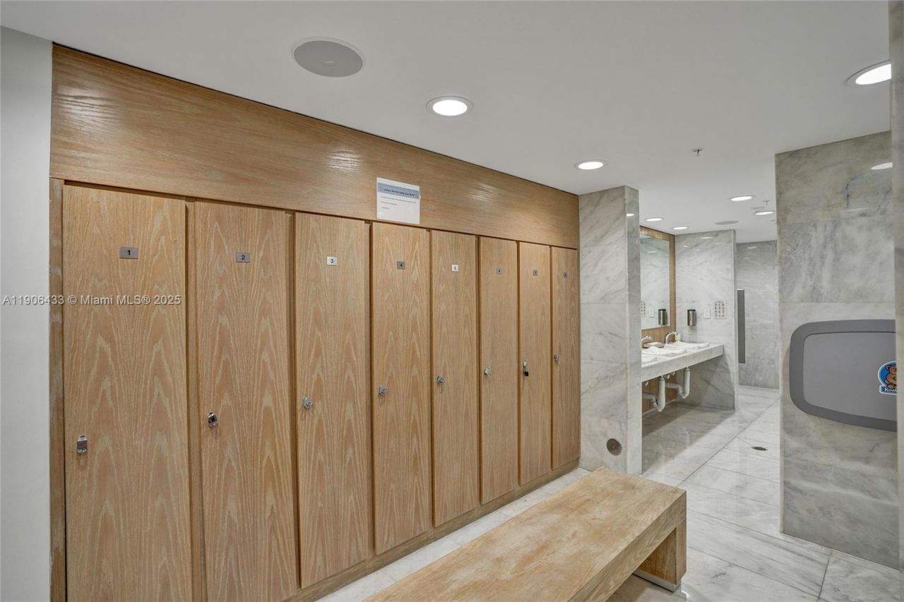 400 Sunny Isles Blvd, Unit 116, Sunny Isles Beach, FL 33160 Photo