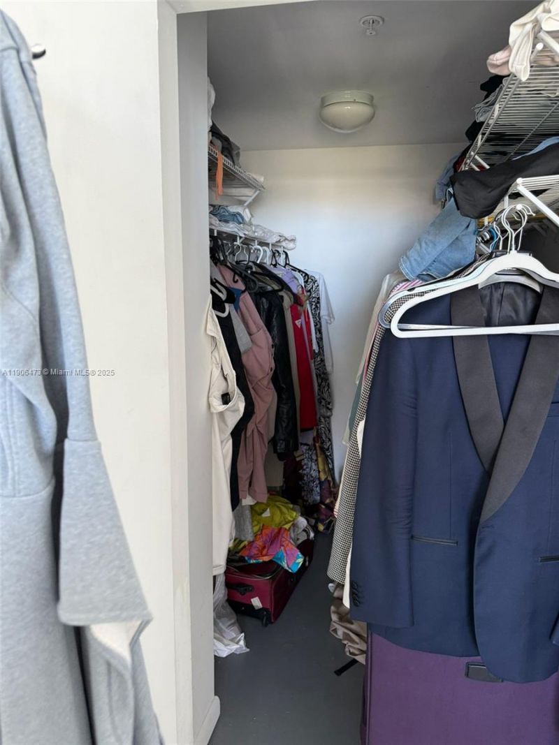 253 NE 2nd St, Unit 632, Miami, FL 33132 Photo