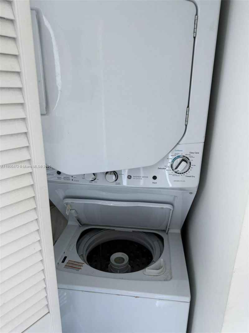 253 NE 2nd St, Unit 632, Miami, FL 33132 Photo