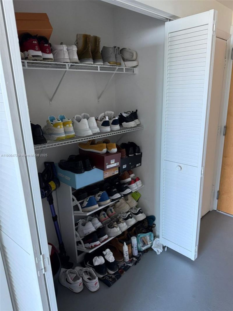 253 NE 2nd St, Unit 632, Miami, FL 33132 Photo