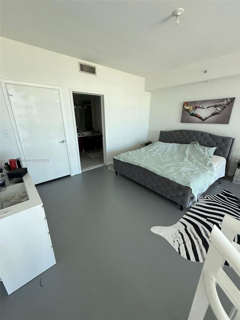 253 NE 2nd St, Unit 632, Miami, FL 33132 Photo