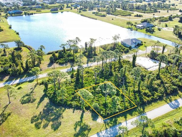 13 tide ct, Placida, FL 33946