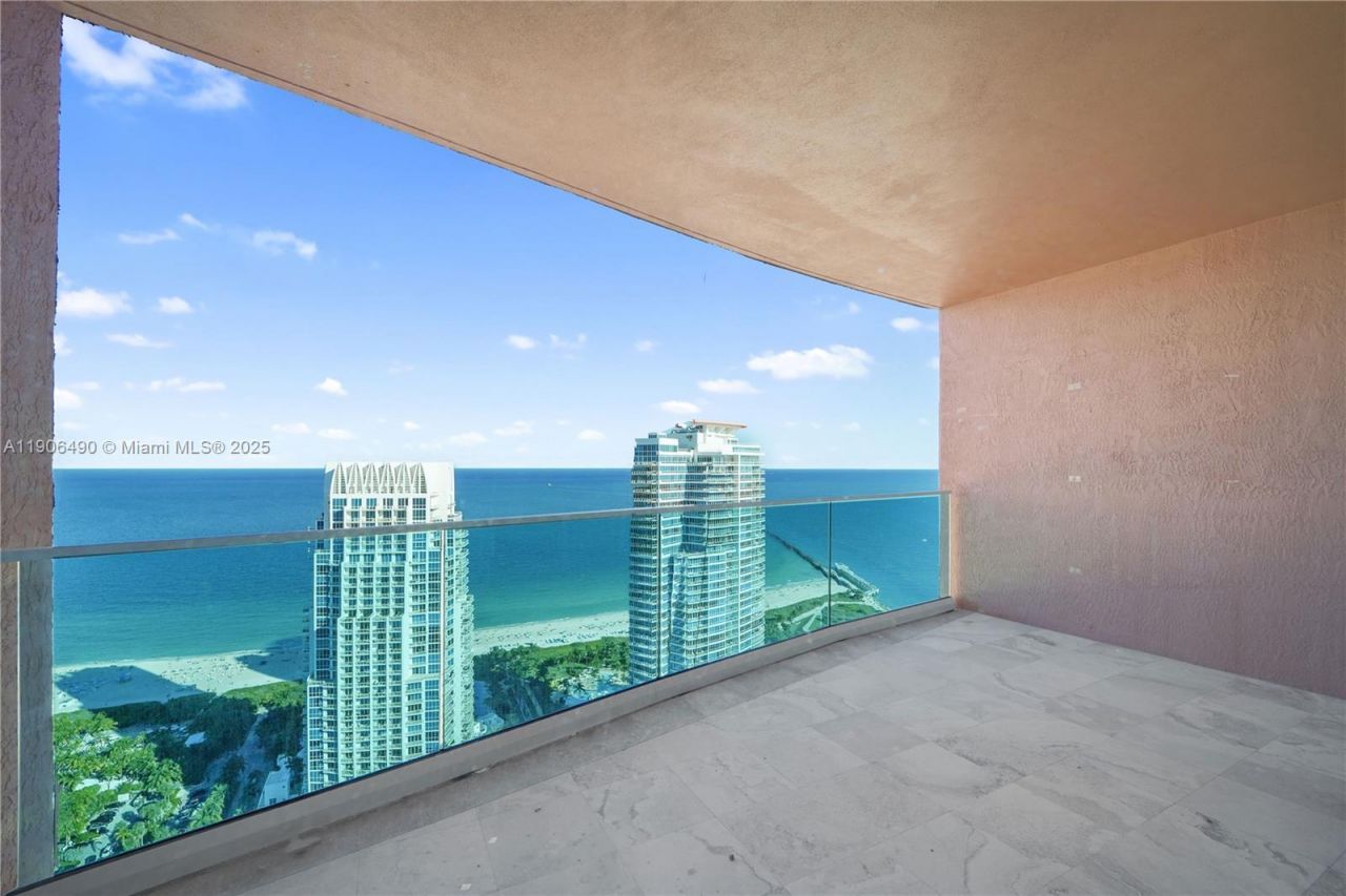 300 S Pointe Dr, Unit 4306, Miami Beach, FL 33139 Photo