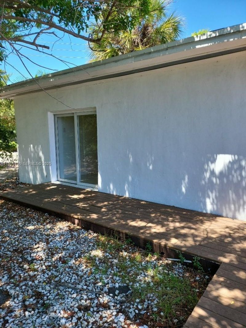 7707 Hawthorne Ave, Miami Beach, FL 33141 Photo